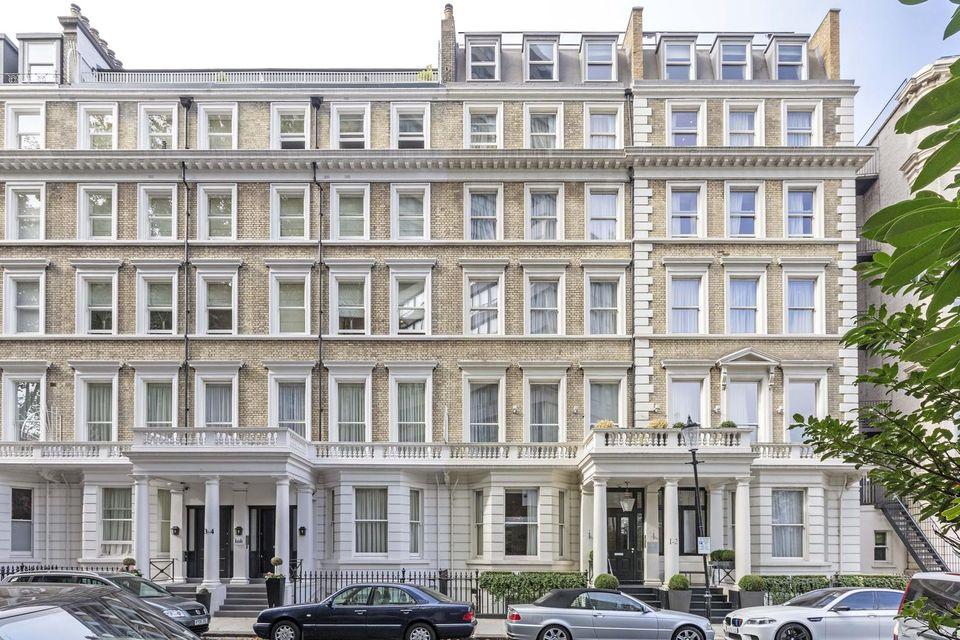 Ashburn Court in LONDON