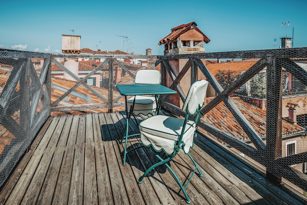 Hotel Giorgione 7/87