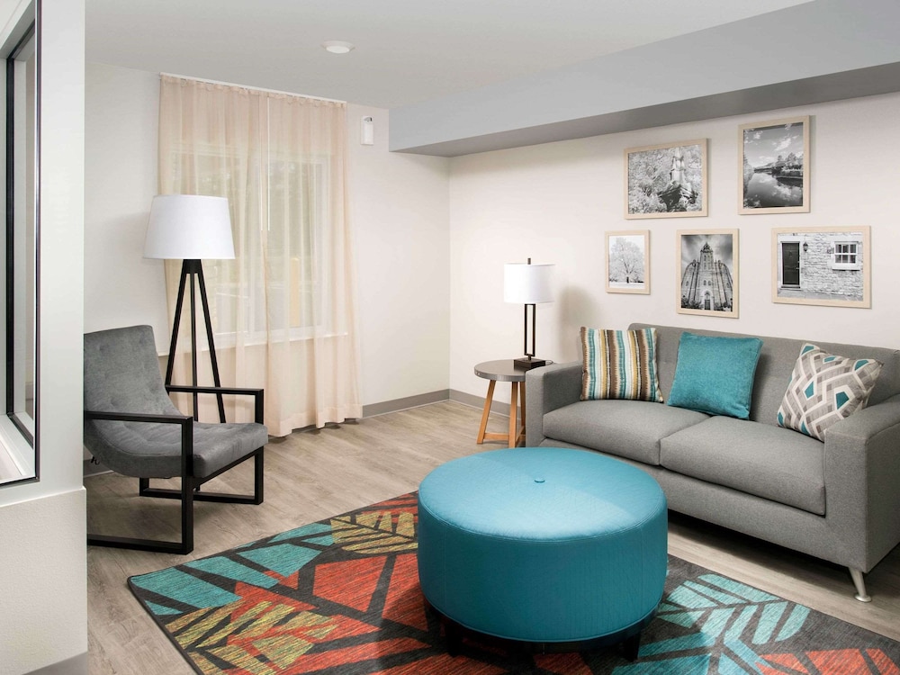WoodSpring Suites Albuquerque East I-40 Tramway 26/31