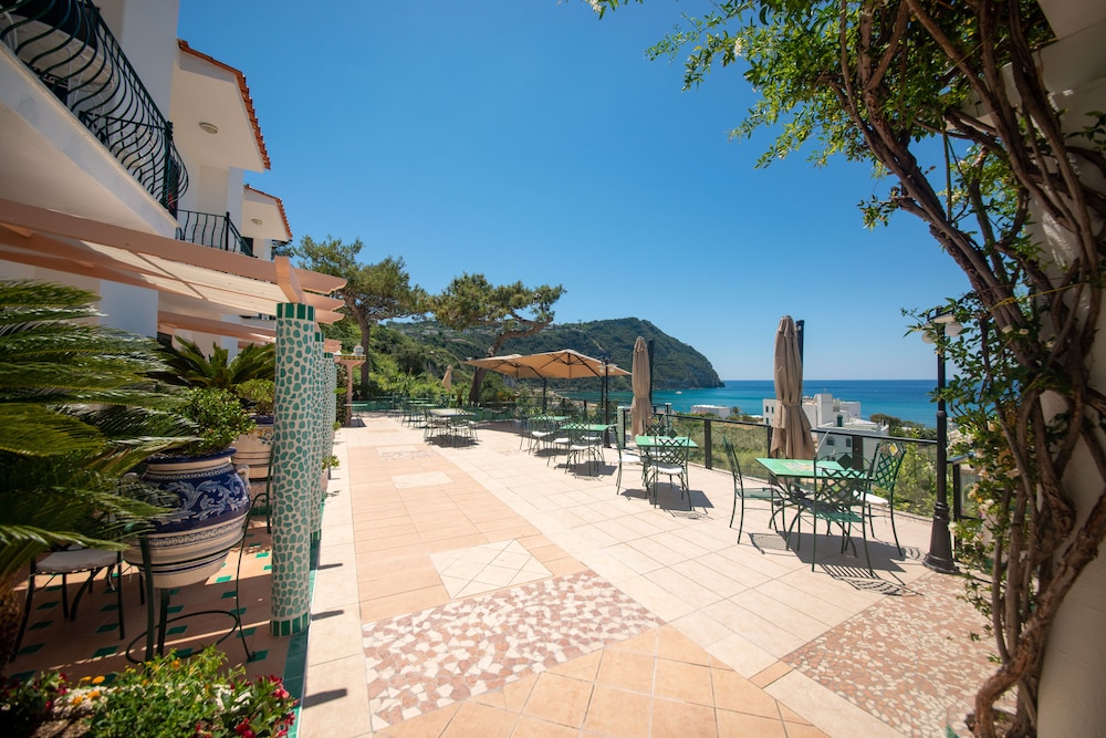 Hotel Villa Bianca 39/50
