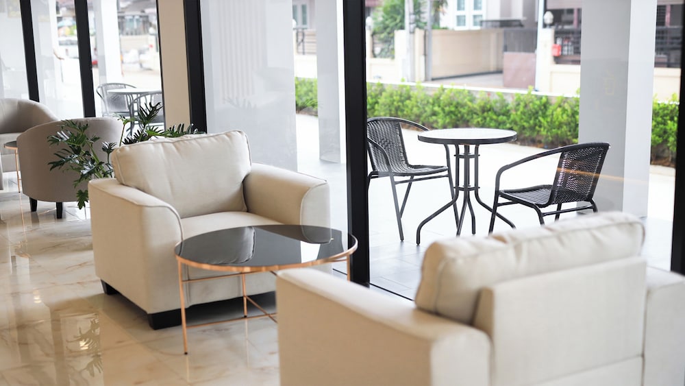 B2 Bueng Kan Boutique & Budget Hotel 26/28
