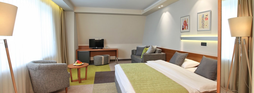 Hotel Zlatibor Mona 19/72