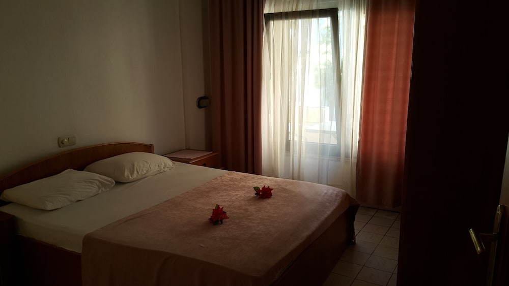 Delphin Apart Hotel 34/72