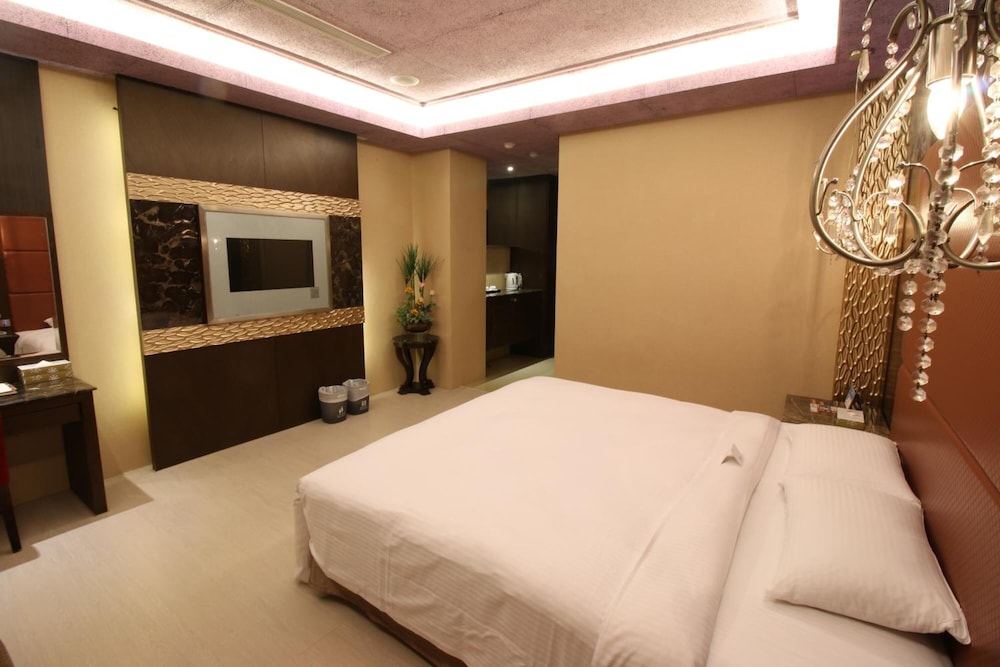 R7 Eco Hotel 9/33