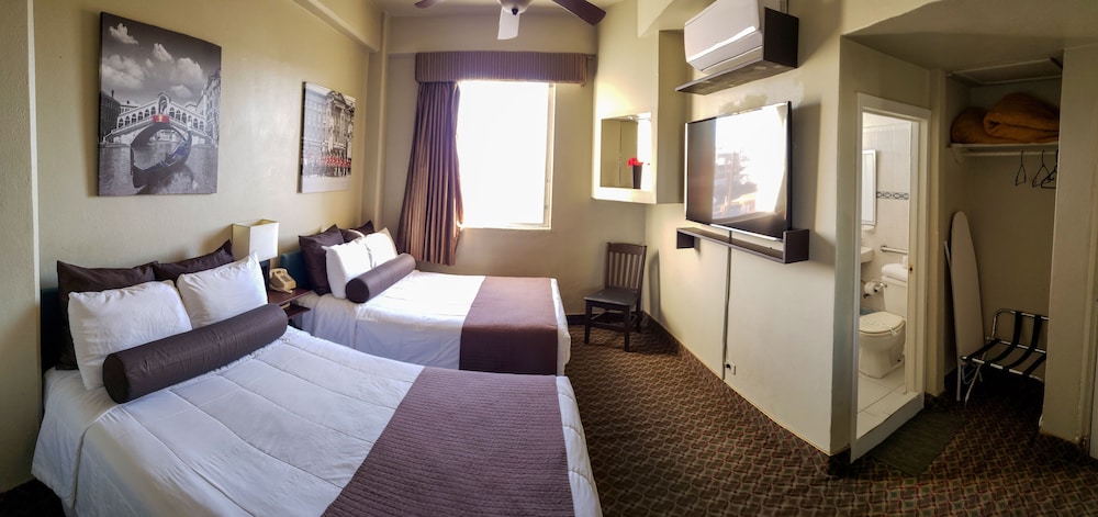 Hotel del Norte 22/63
