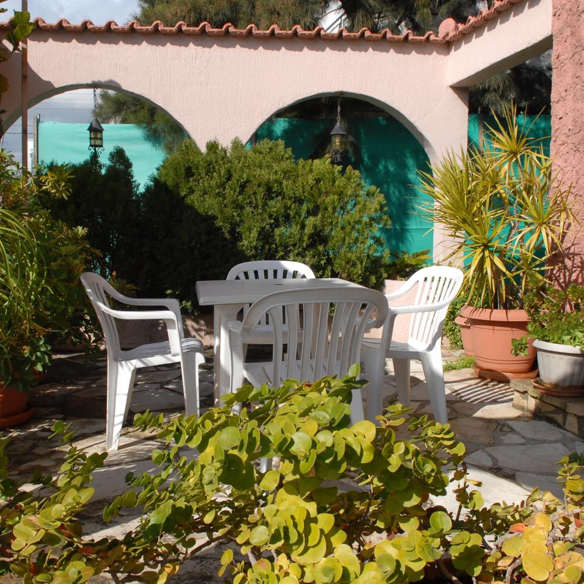 Le Village Hotel 42/50