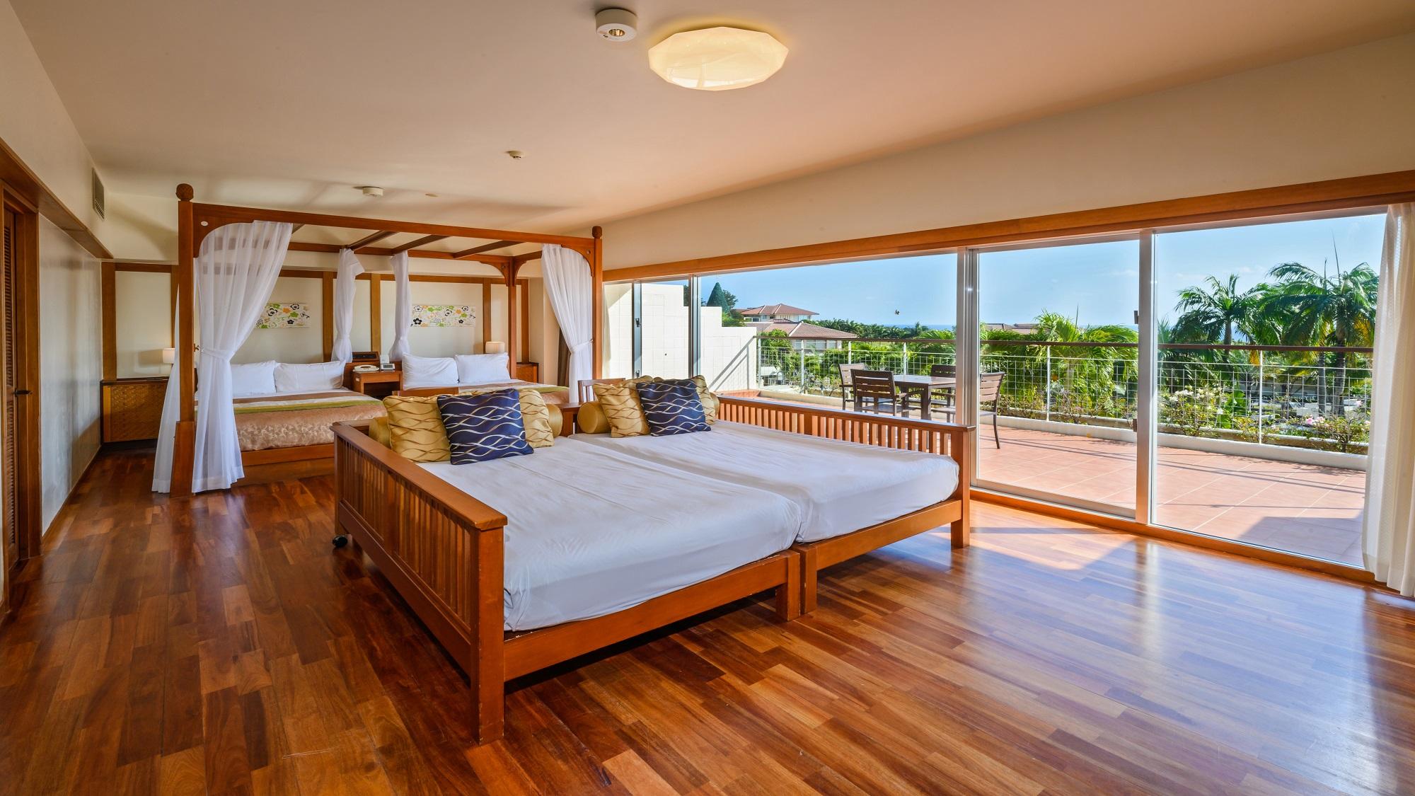 Executive, Twin Beds, Partial Ocean View