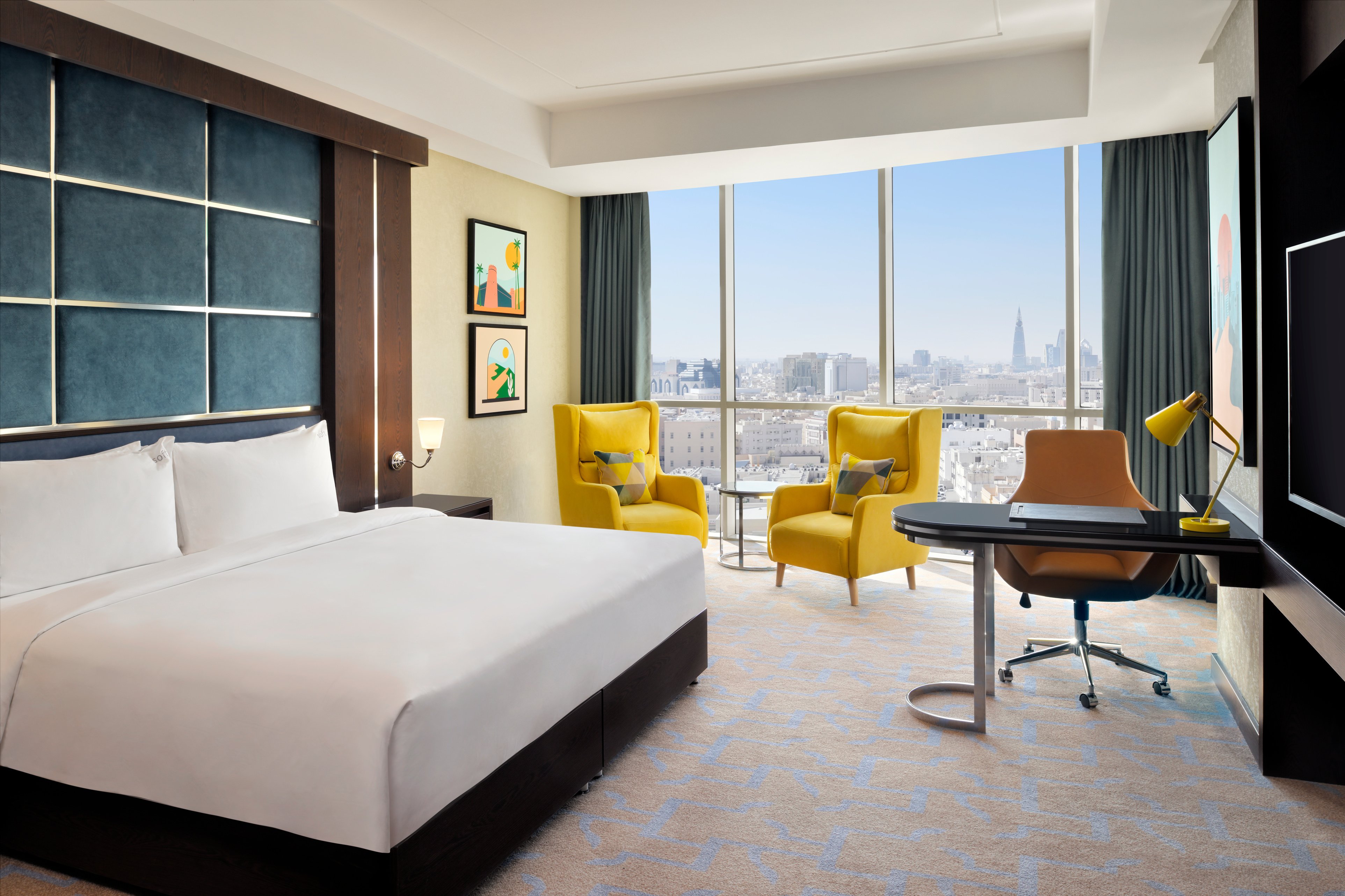 Premium, King Bed, Downtown View