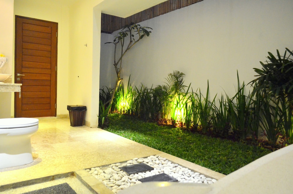 Jas Green Villas And Spa 3/56