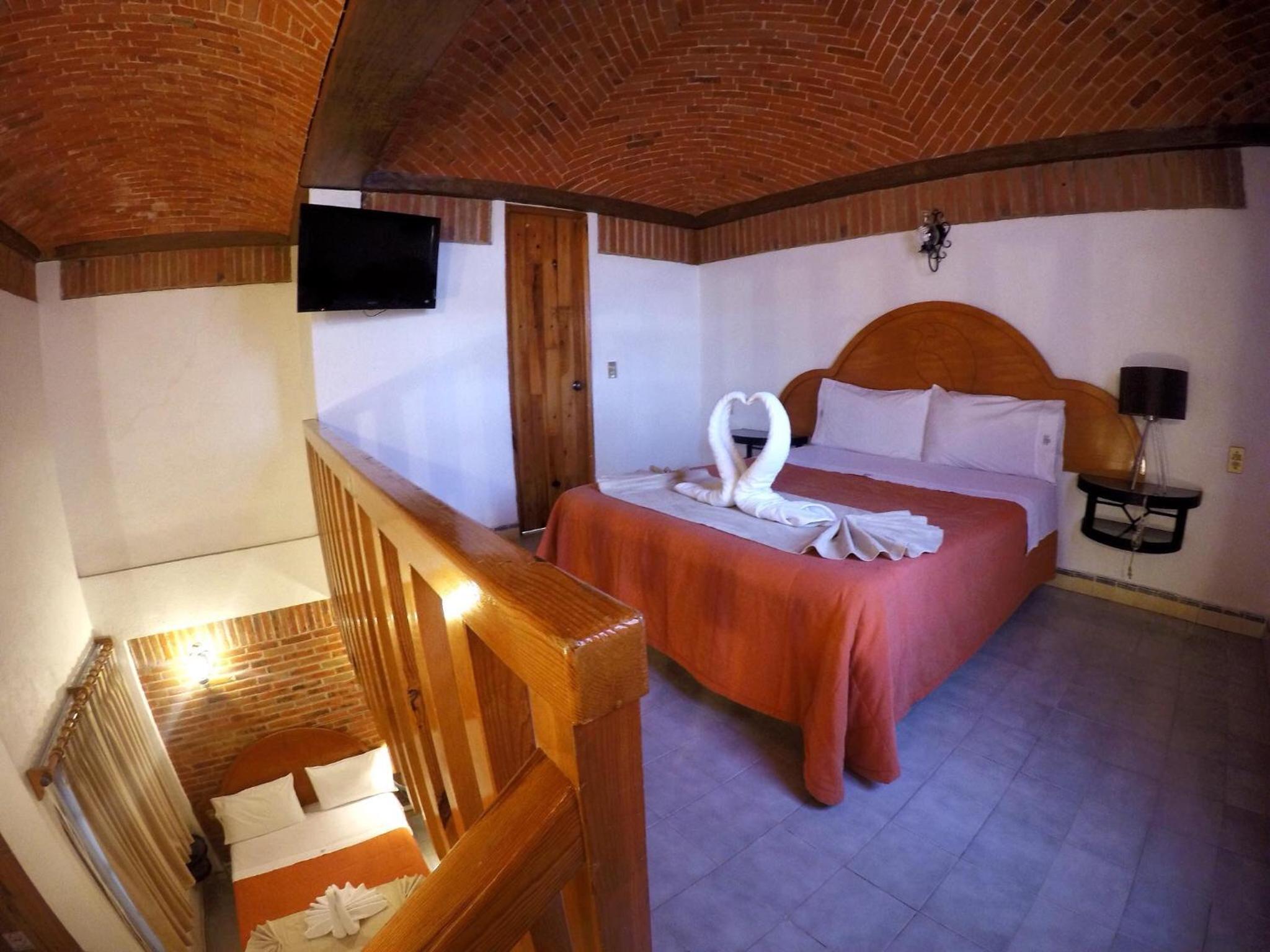 Suites Paraiso TX 12/50