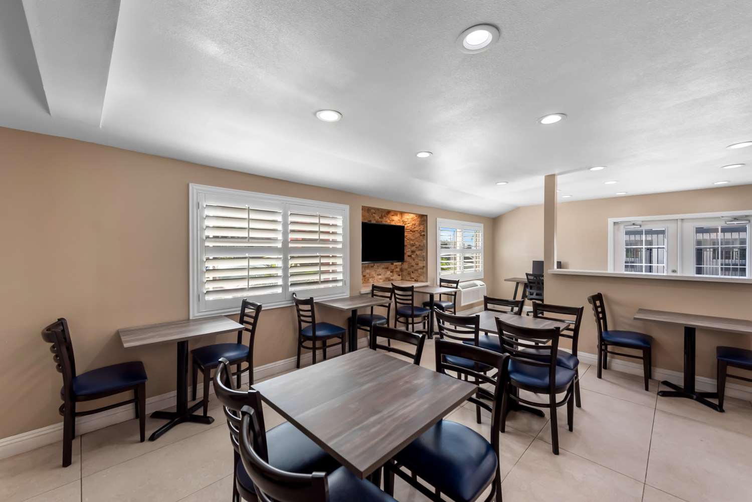 Quality Inn San Diego South - Chula Vista 40/54