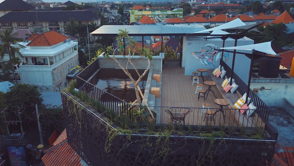 Borough Capsule Hostel Bali 2/29