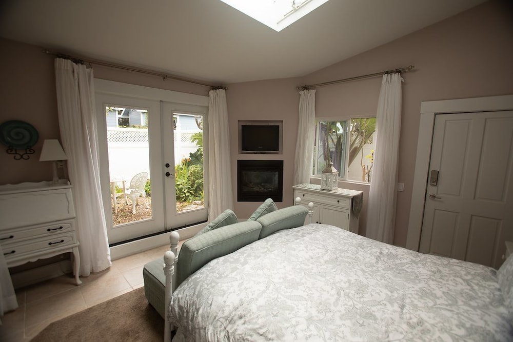 Agate Cove Inn 21/71