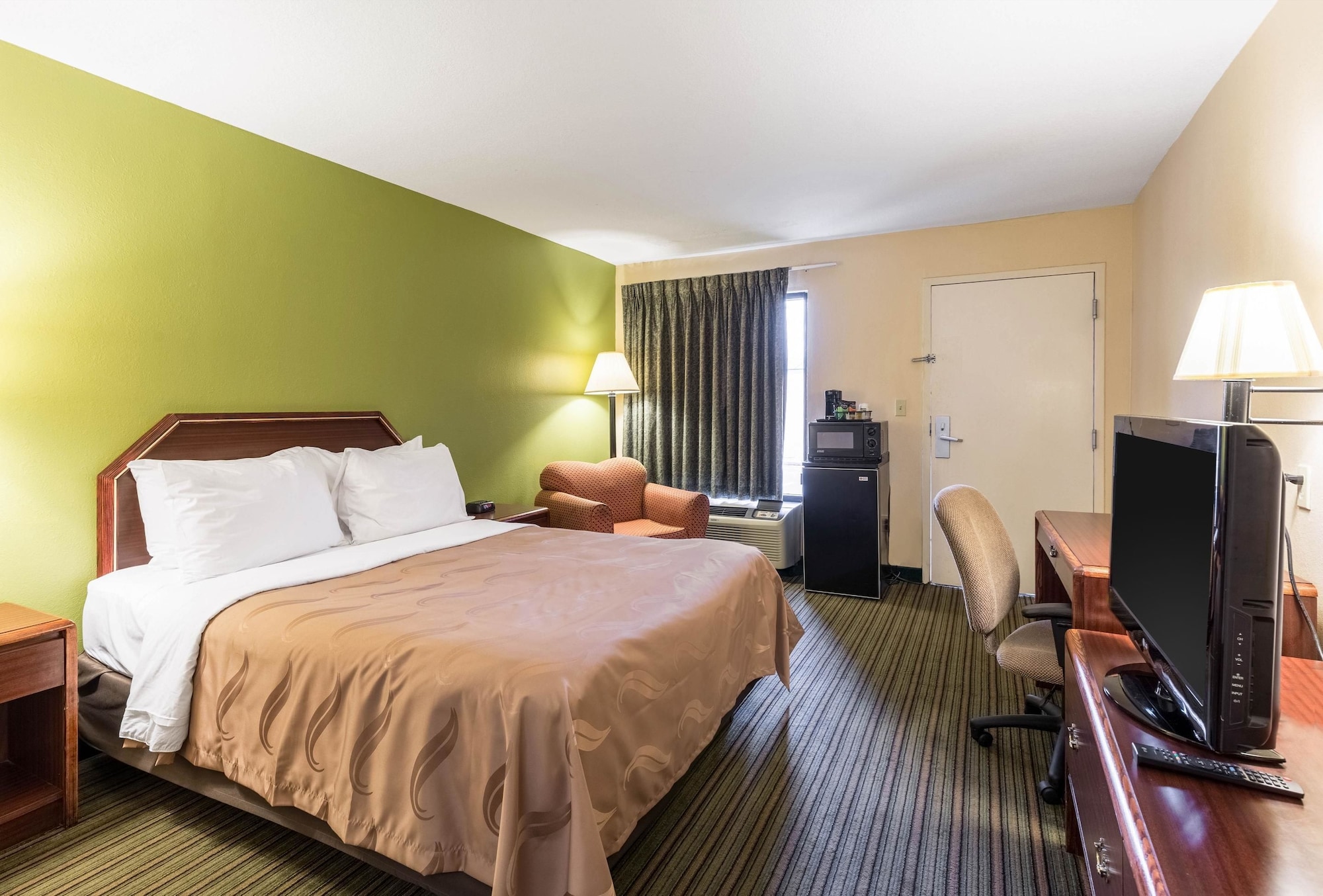 Room, Queen Bed