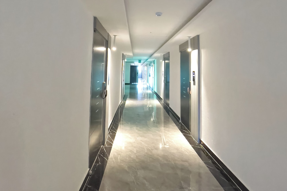The Clover Hotel Angeles City managed by Cocotel 29/50