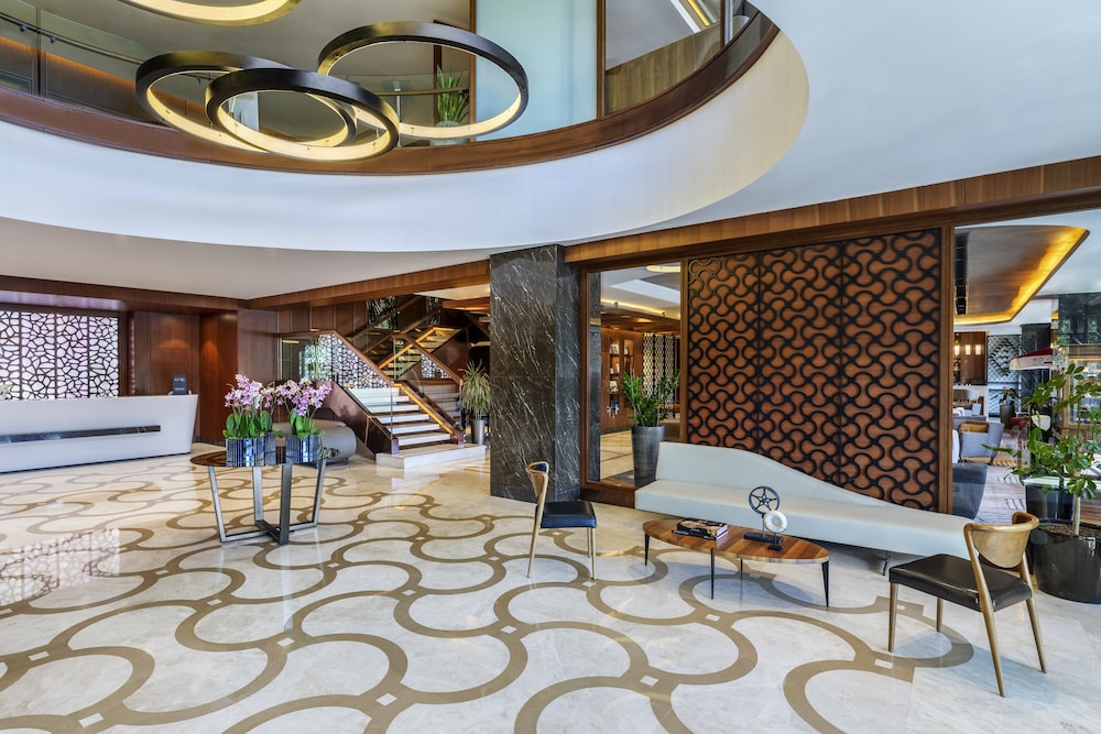 Movenpick Hotel Istanbul Golden Horn 8/89