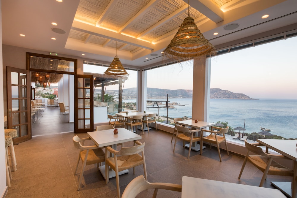 Aegean Village Beachfront Resort 40/50
