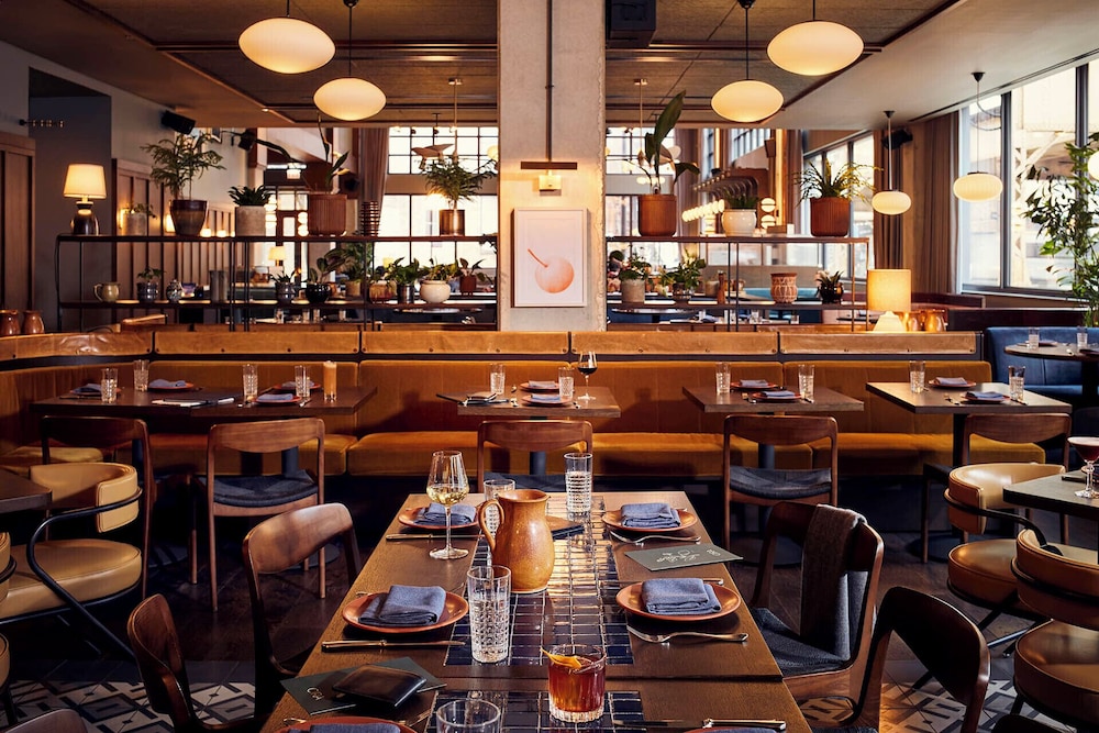 The Hoxton Chicago 40/67