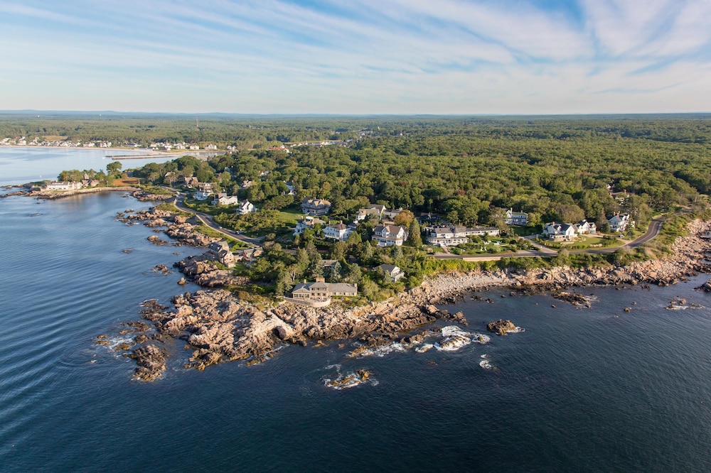 Cape Arundel Inn & Resort 41/49