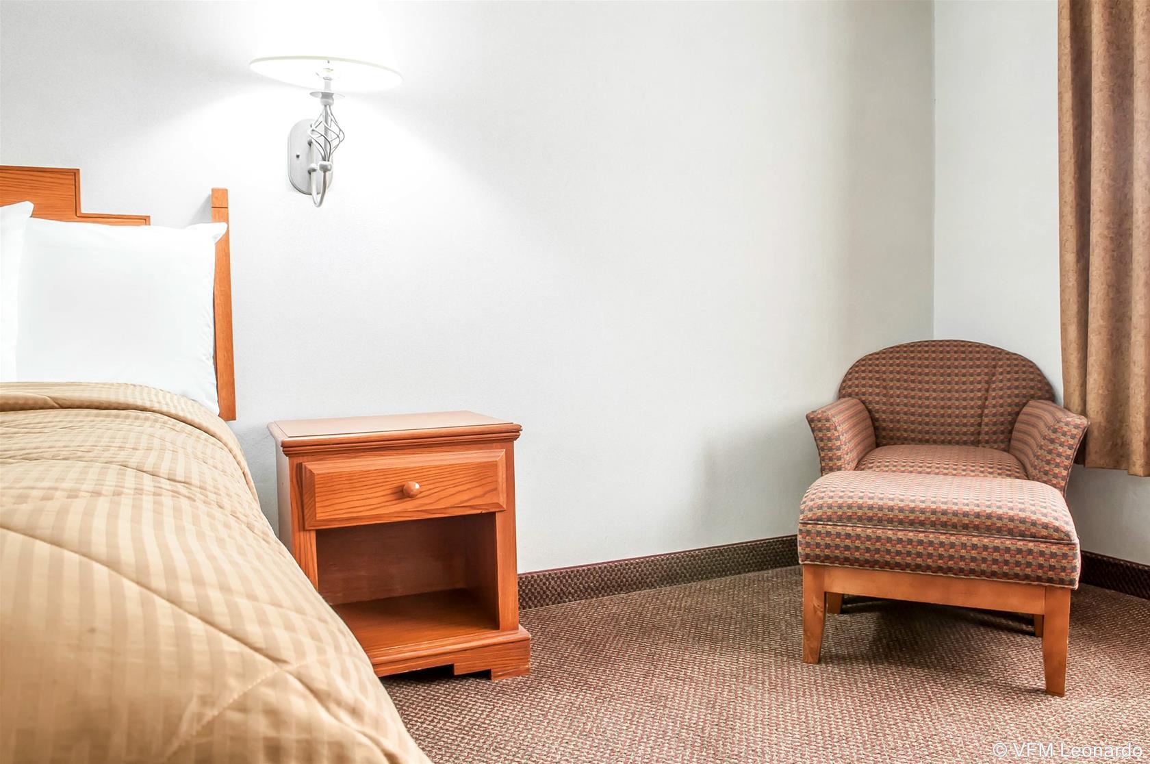 Economy Inn 19/24