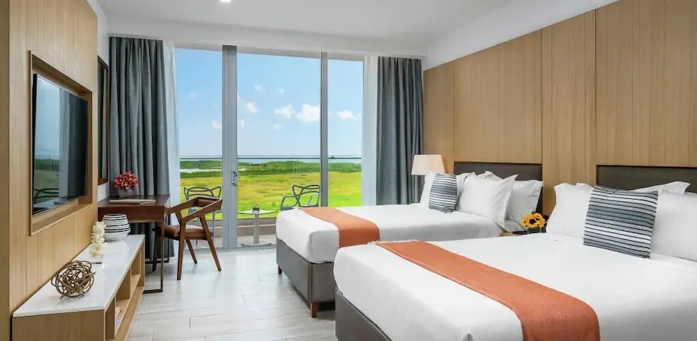 Koi Resort Saint Kitts Curio Collection By Hilton 18/73