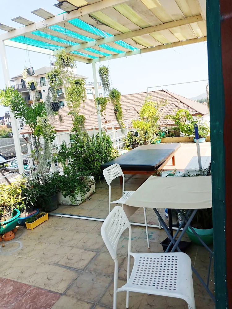 Lotus Suite Hua Hin 58/68