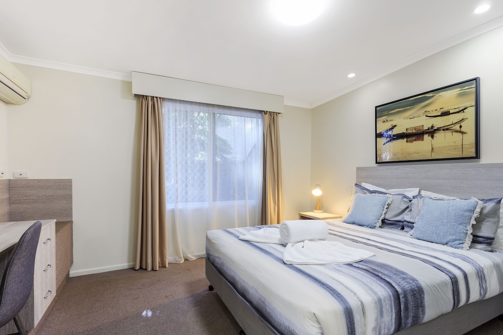 TOP SPOT MOTEL 17/70