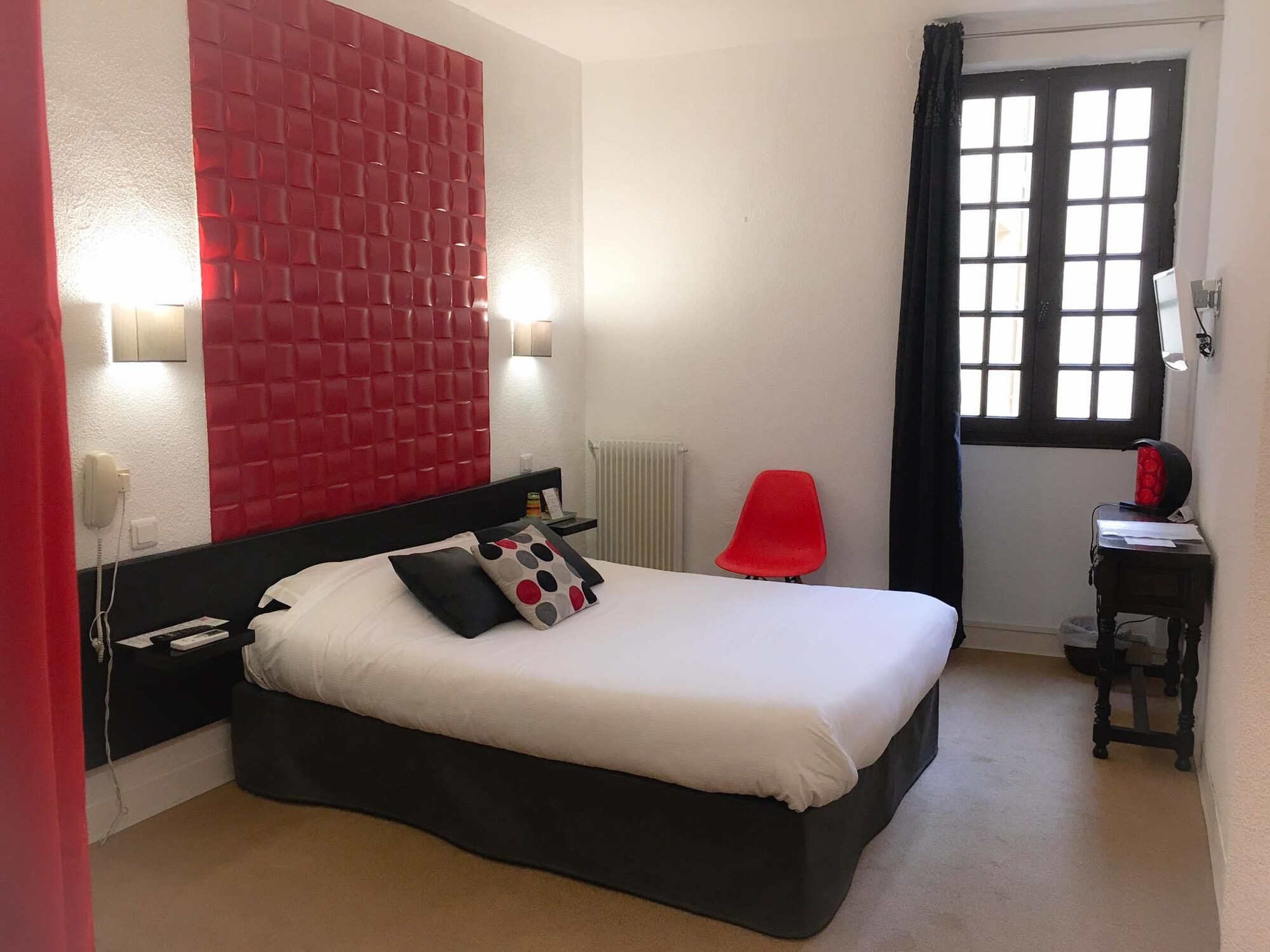 غرفة قياسية بسرير كوين، Hotel de La Loge 2/6
