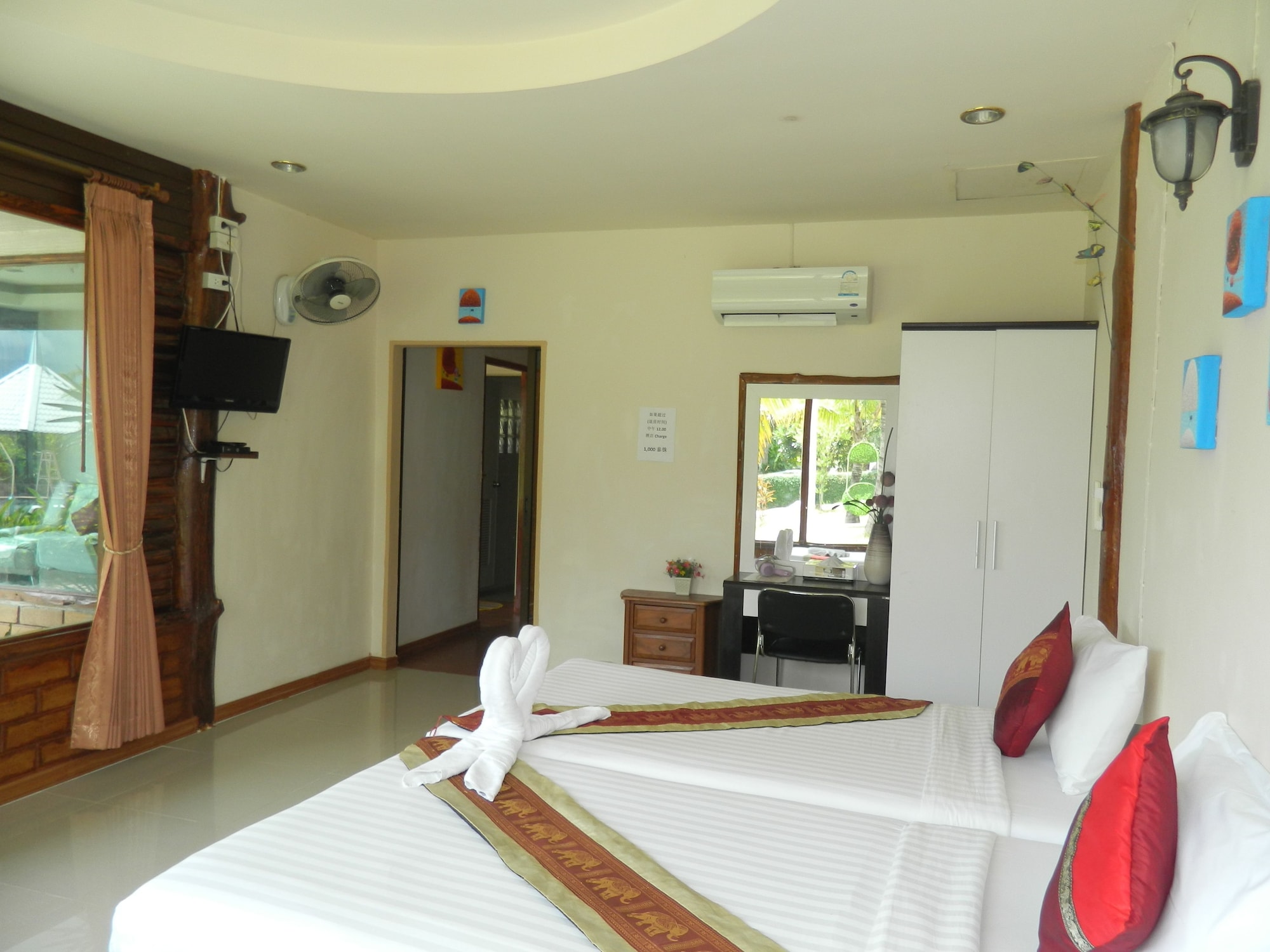 Villa, 2 Double Beds, Pool Access