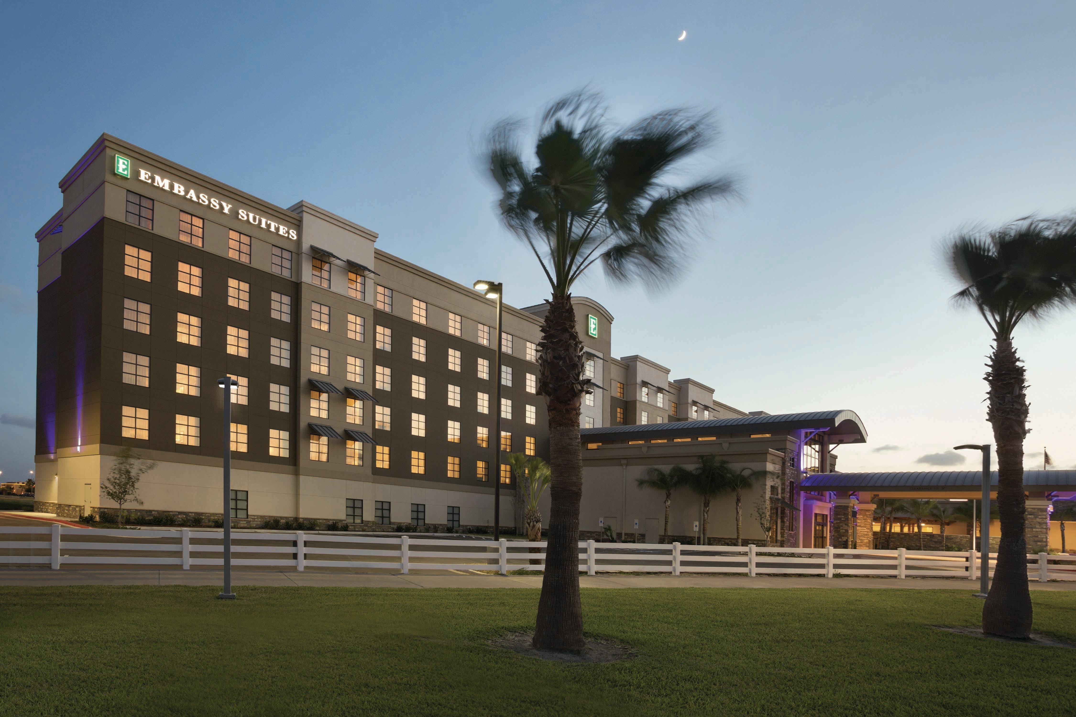 Embassy Suites By Hilton Mcallen Convention Center 6/56