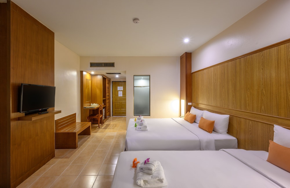 Patong Lodge Hotel 21/59