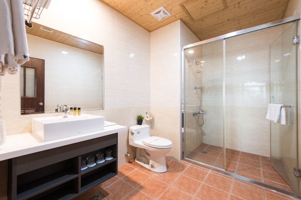 Kenting Kaiying Hotel 68/69
