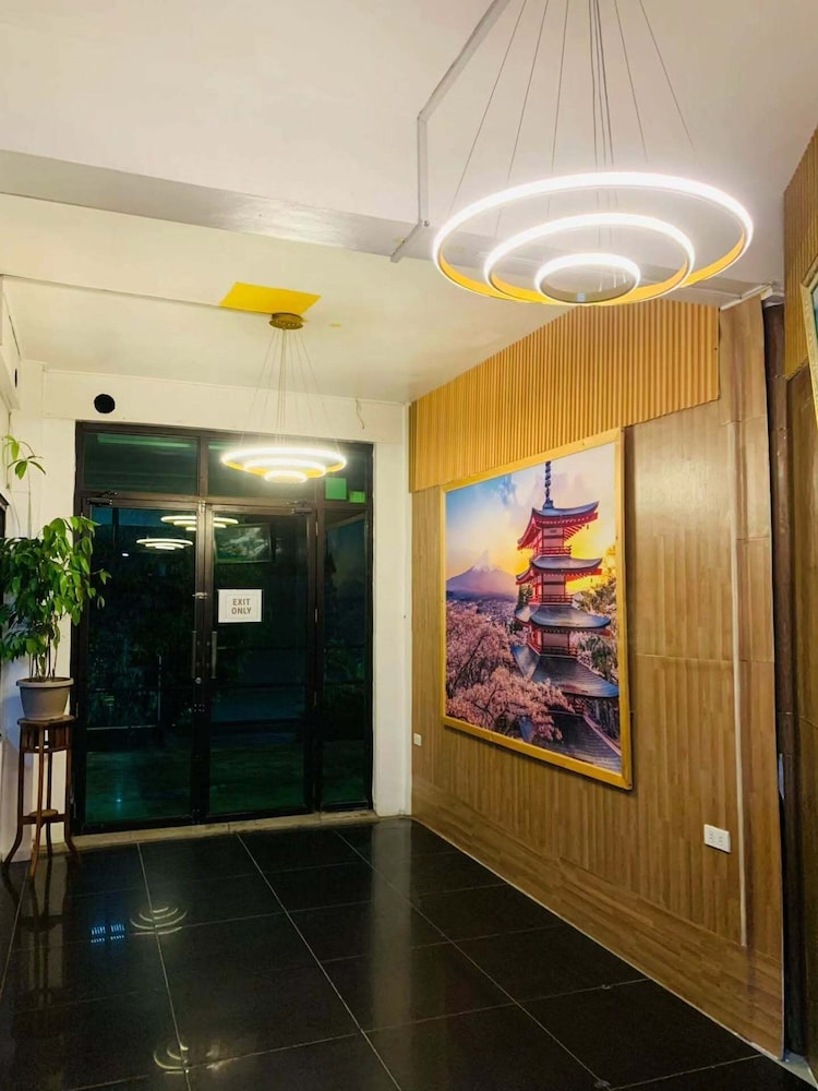 Axis Pension Hotel 13/50