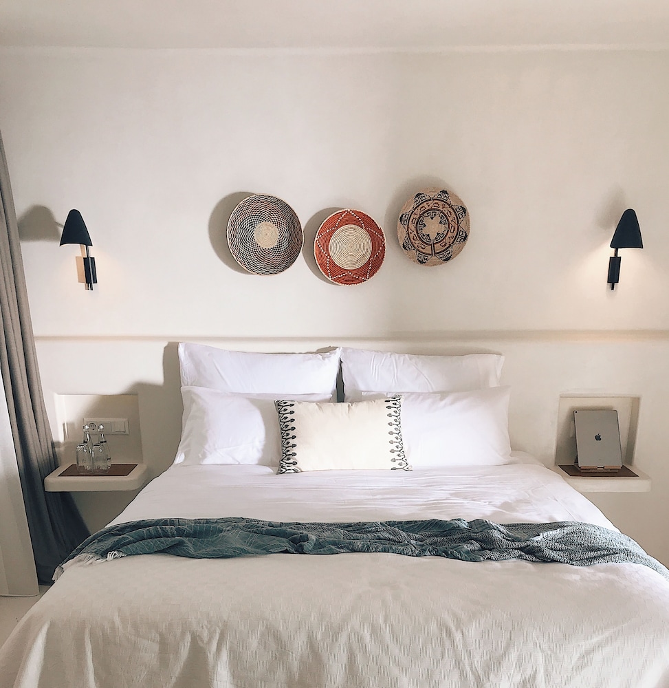 Pilos Suites 6/50