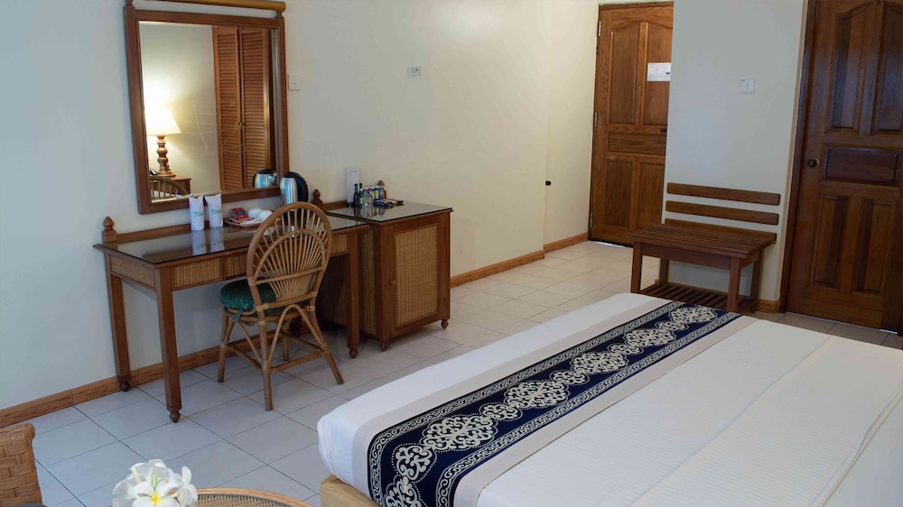 Fihalhohi Maldives 19/61