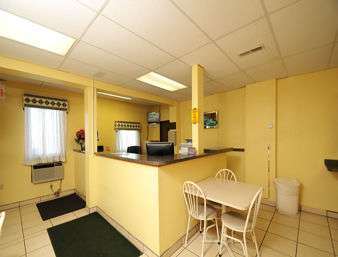 Super 8 by Wyndham Yankton 2/4