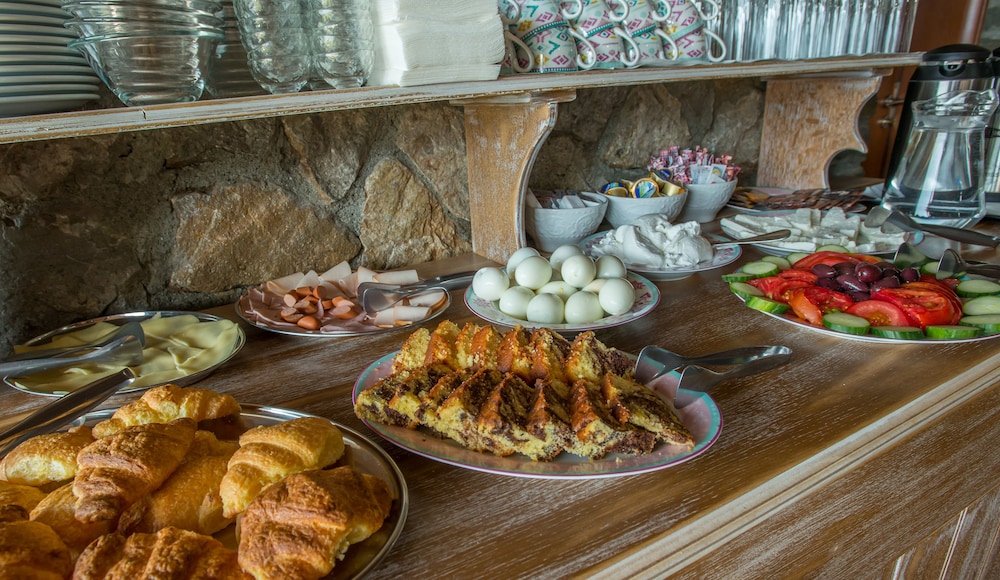 LOTOS MOUNTAIN RESORT KONITSA 33/69