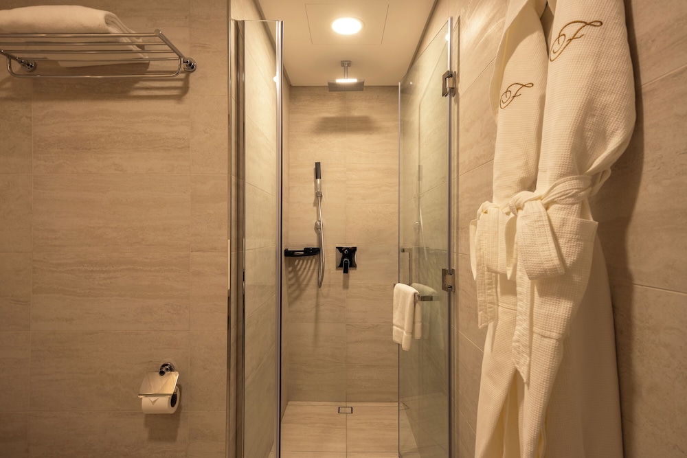 جناح بسرير كينج بغرفة نوم واحدة، Fraser Suites Seef Bahrain 8/9