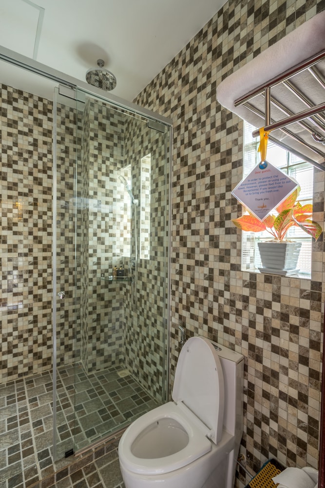 Beyond Yangon Boutique Inn 62/68