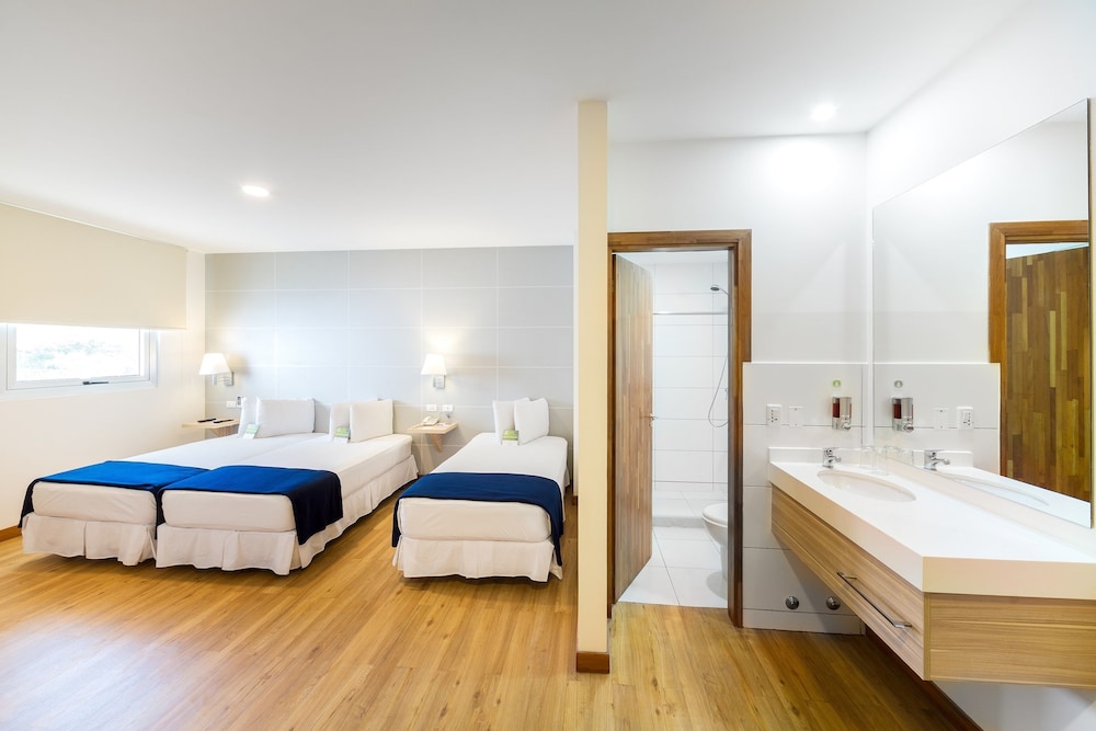 Hotel Lp Equipetrol 11/61