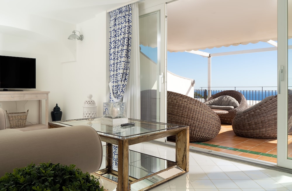 Hotel Mamela 46/75