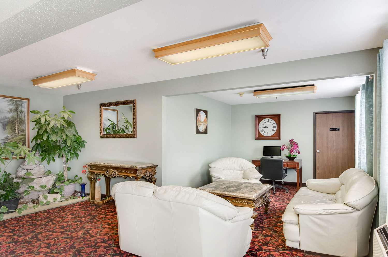 Econo Lodge Laramie, WY 4/7