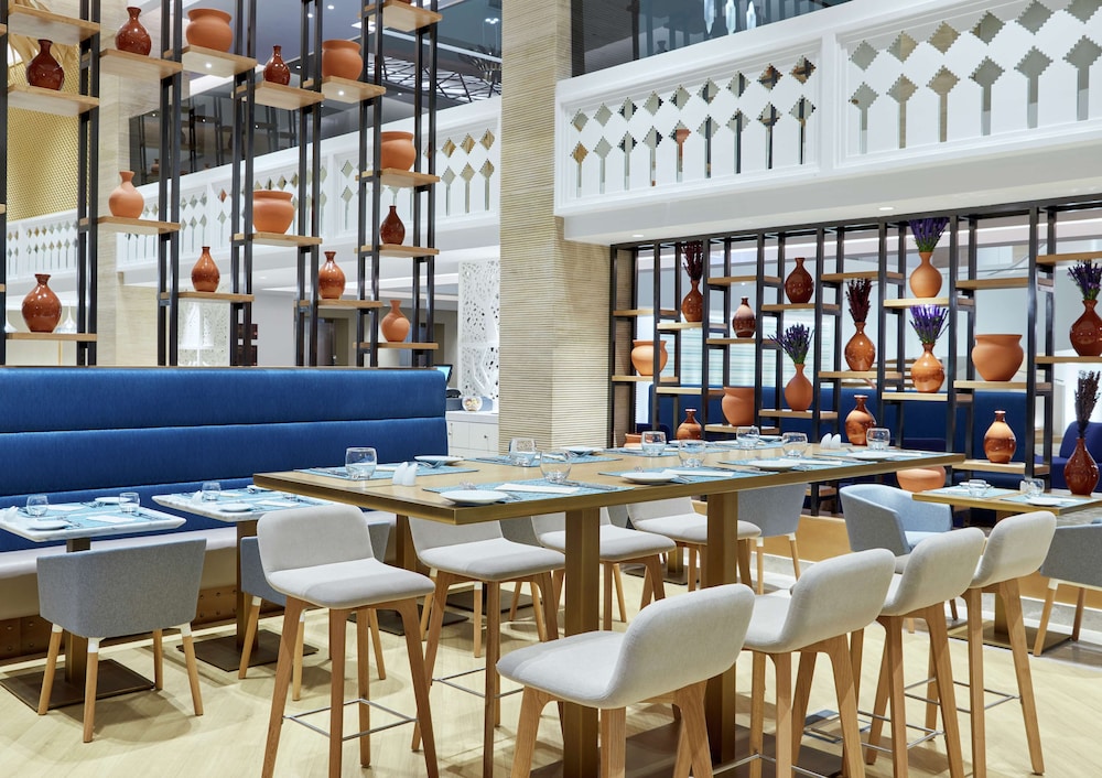 Hilton Garden Inn Muscat Al Khuwair 39/54