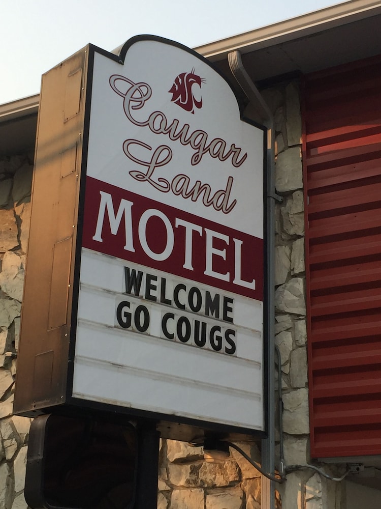 Cougar Land Motel 37/64