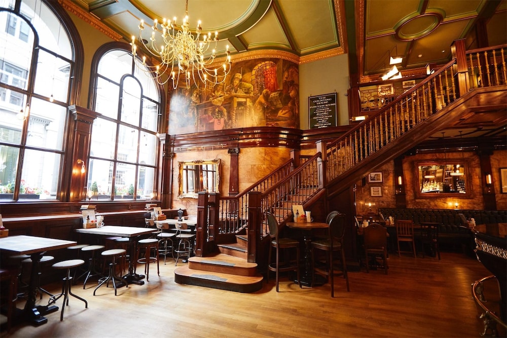 The Counting House 30/50