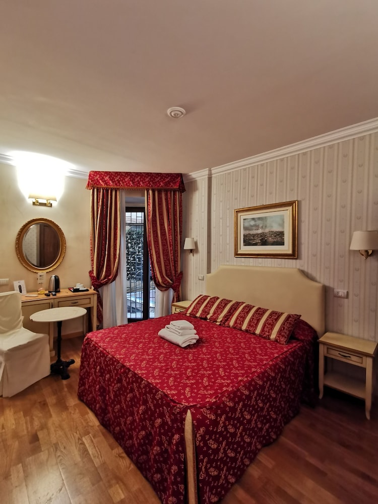 Boncompagni Suite 16/50