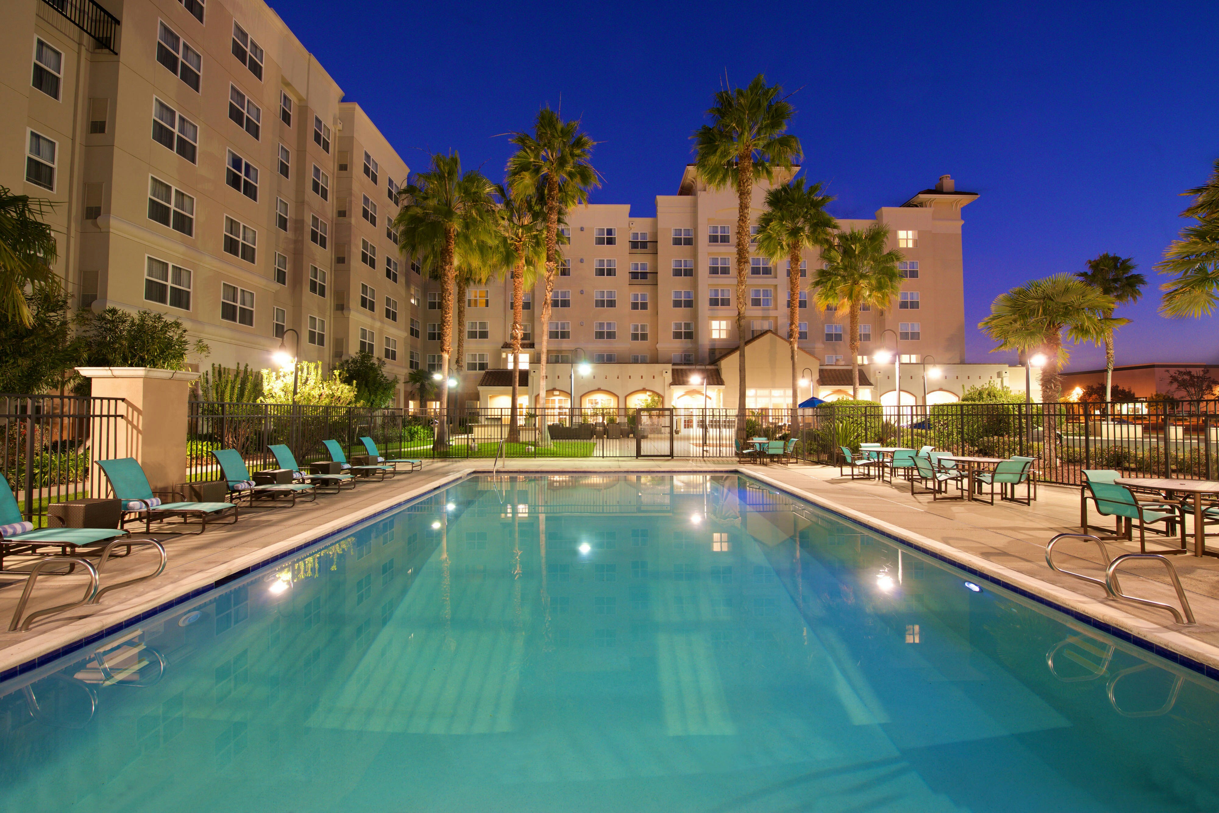 Residence Inn by Marriott Newark Silicon Valley 8/8