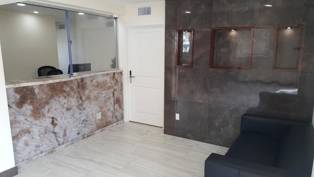 Travelodge Inn & Suites by Wyndham Bell Los Angeles Area 6/52