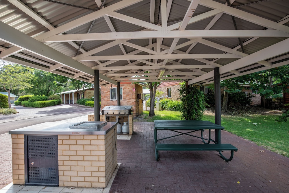 Margaret River Tourist Park 40/50