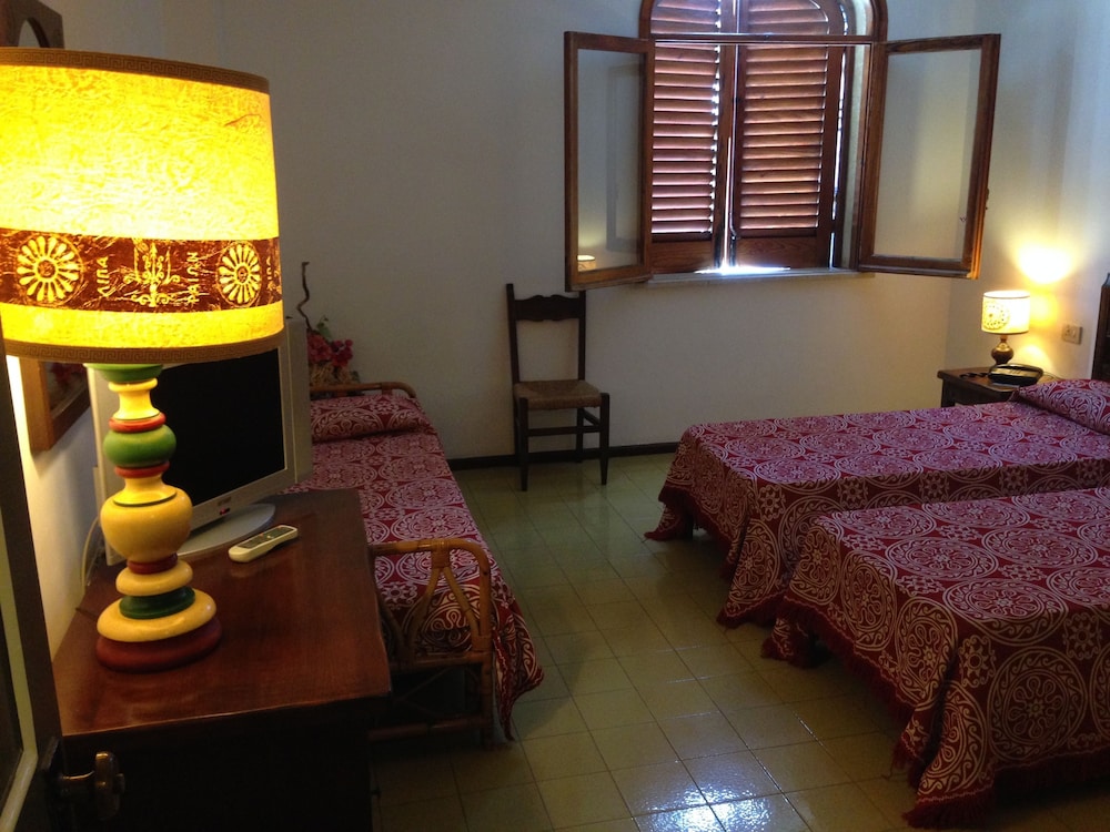 Hotel Carasco 53/71